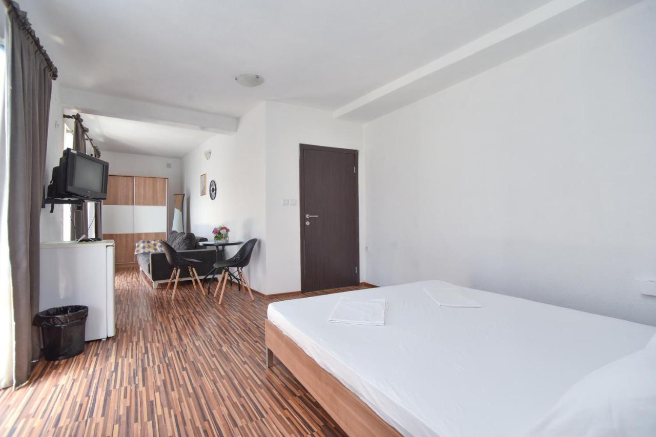Apartments Bjelanovic Budva Luaran gambar