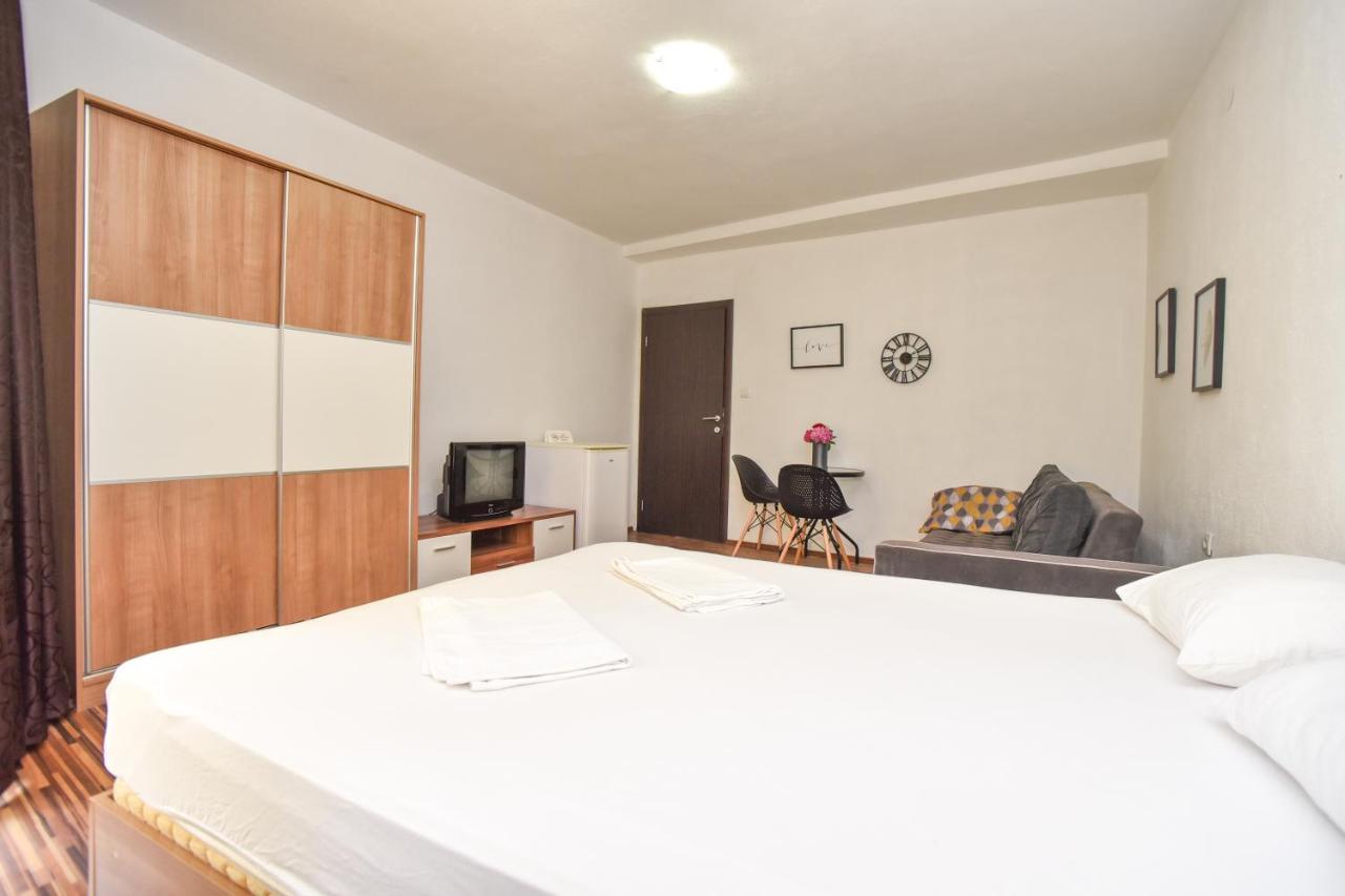 Apartments Bjelanovic Budva Luaran gambar