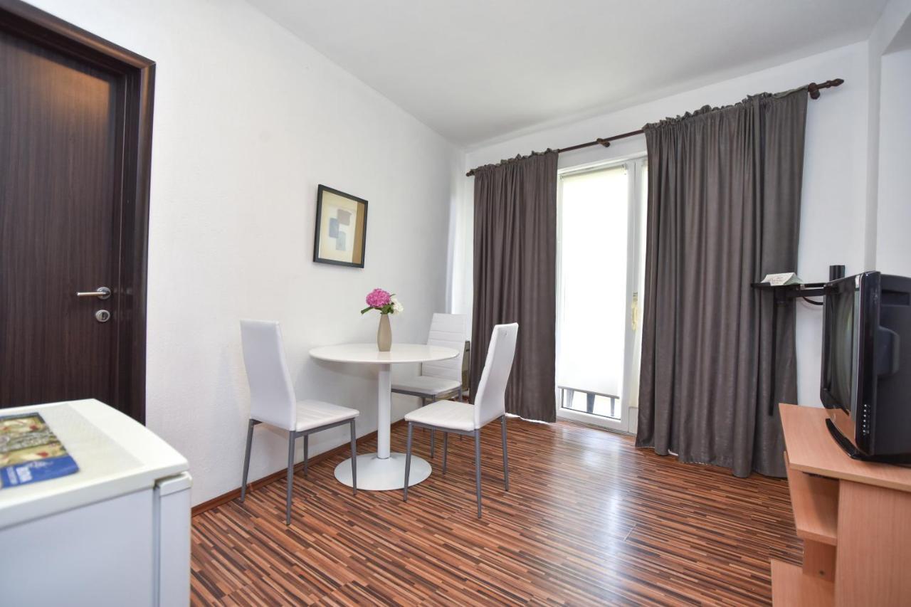 Apartments Bjelanovic Budva Luaran gambar