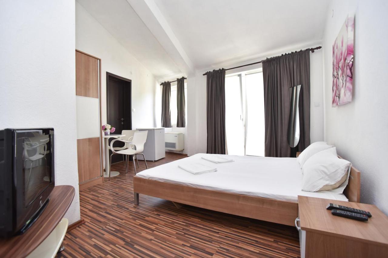 Apartments Bjelanovic Budva Luaran gambar